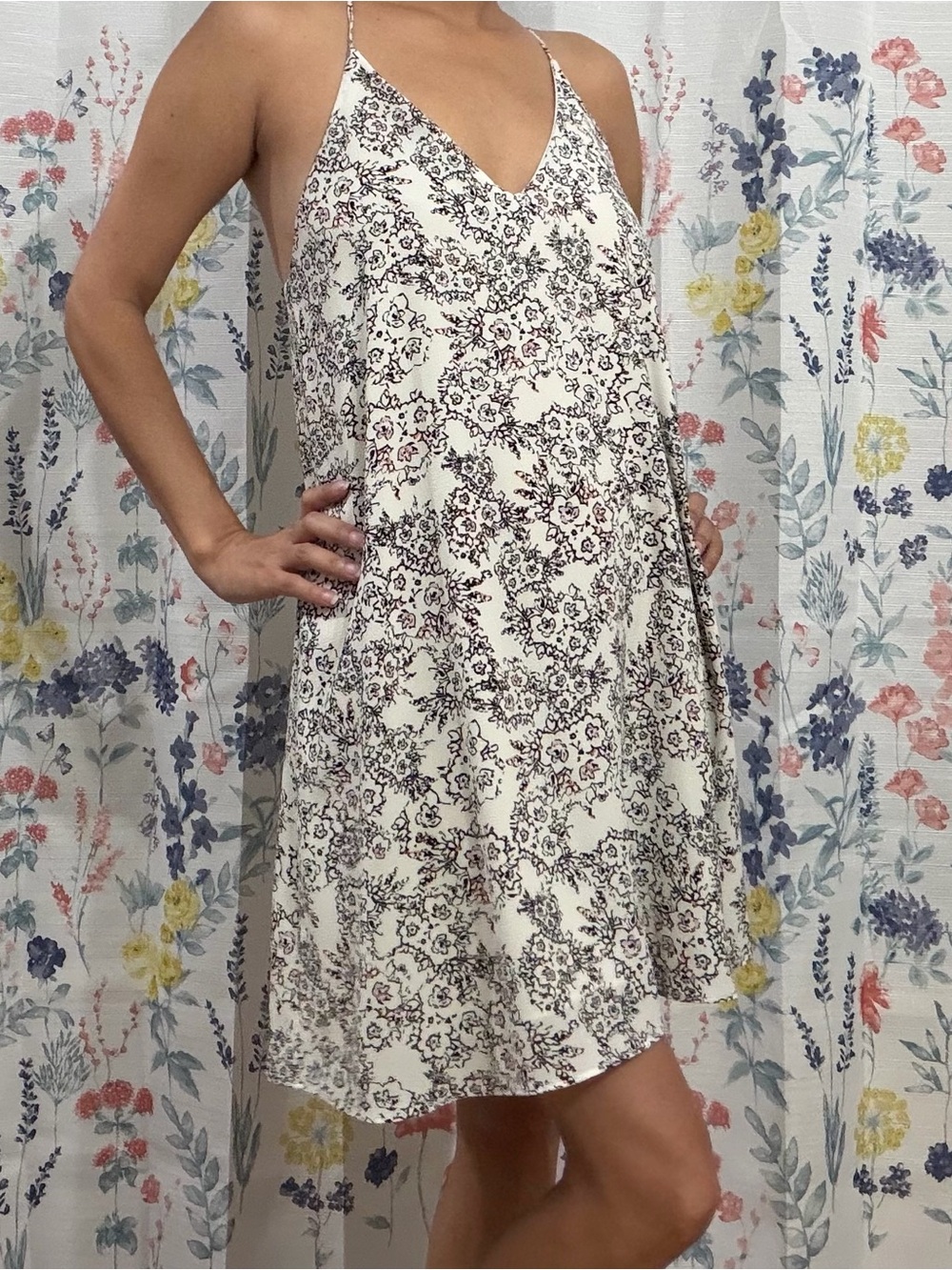Floral V-Neck Slip Dress in White and Black
